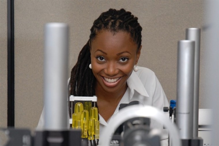  Black Woman Becomes First Doctor to Cure Cancer in Mice Using Nanoparticles