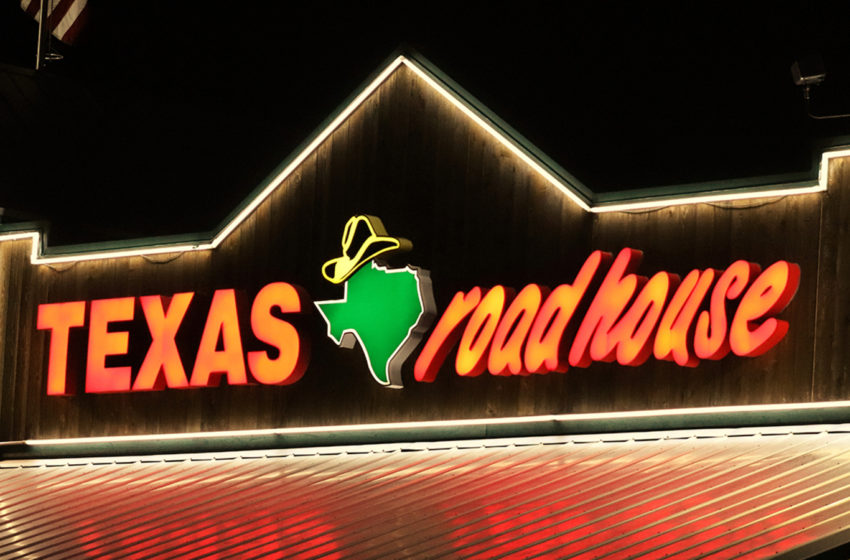 Texas Roadhouse CEO Gives Up Salary To Pay Front-Line Employees During Coronavirus Crisis