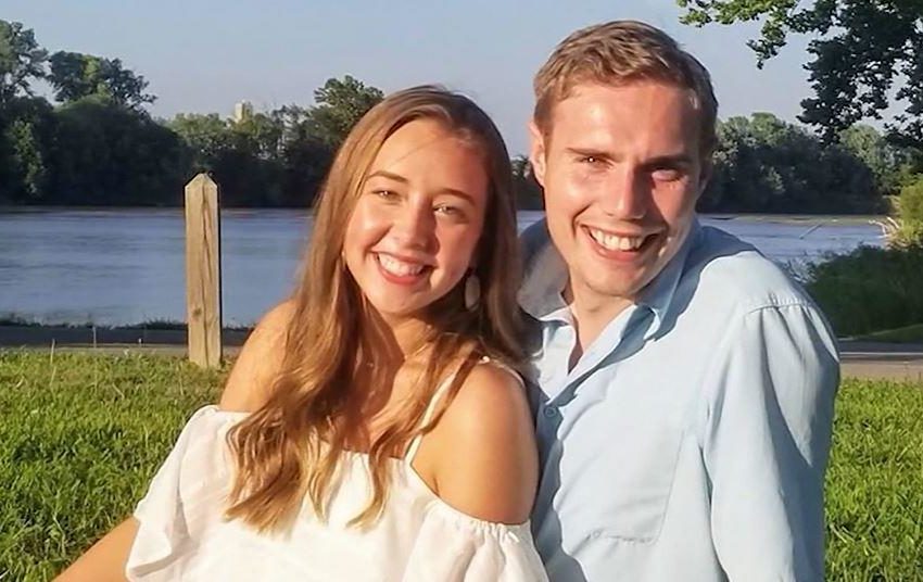  Wedding Company Refuses To Issue Refund After Man’s Fiancee Dies, Harasses Him Online