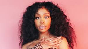  SZA Refers to Herself As ‘Queen of R&B’ and Fans Aren’t Having It