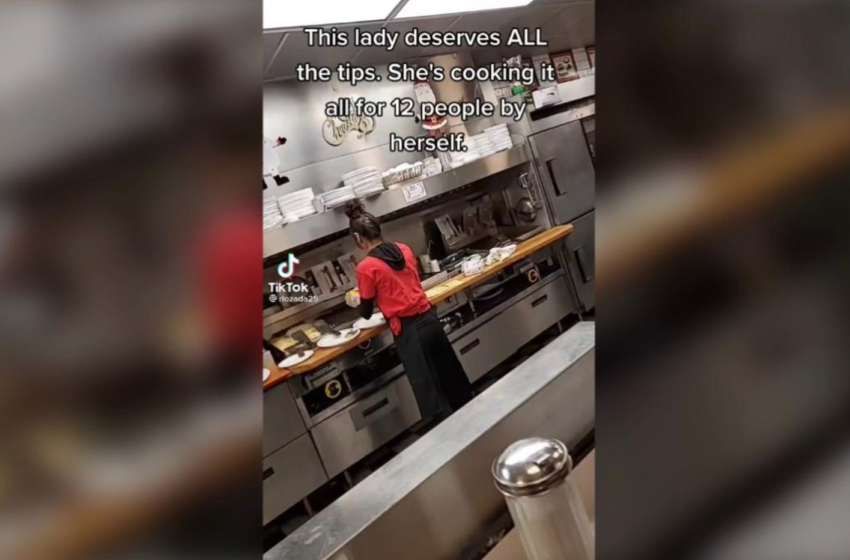  Viral Video Shows Waffle House Employee Preparing Food Alone For 12 Customers