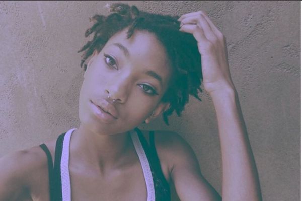  Willow Smith Gets Hate For Calling Muslims “Dangerous” In Her New Fantasy Book