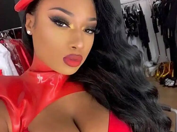  Megan Thee Stallion Says ‘Flamin’ Hot Cheetos’ Lead Her To Sign with Jay-Z’s Roc Nation