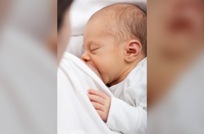  Trans And Adoptive Parents Are Breastfeeding Without Giving Birth, According To Reports