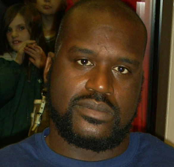  Shaquille O’Neal Reveals He Was Embarrassed Because He Couldn’t Help His Son Do His Resume, Says ‘I Had To Call Somebody’ 