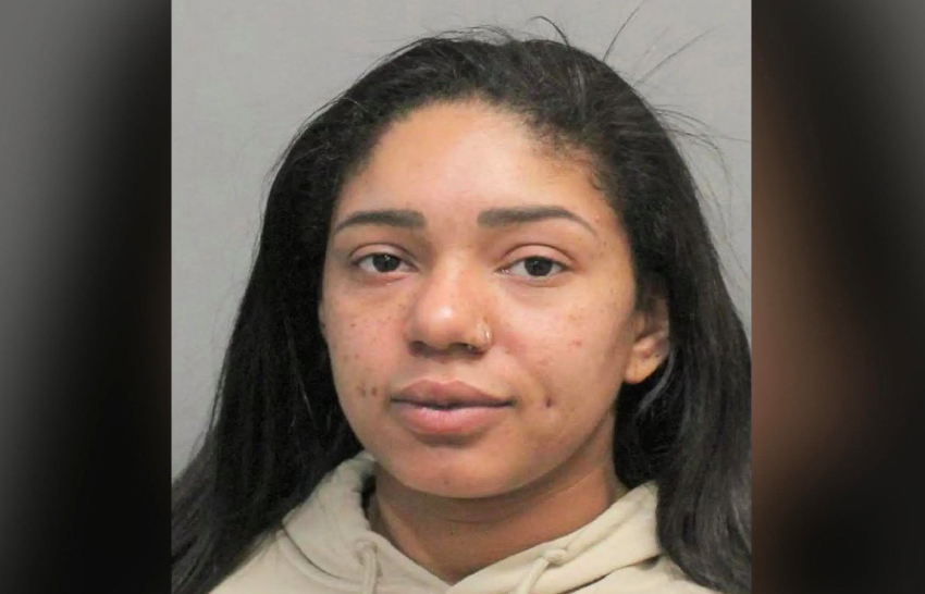  Mother Allegedly Left Her 2-Year-Old Child In Parking Lot While She Got A Wax, Officials Say 