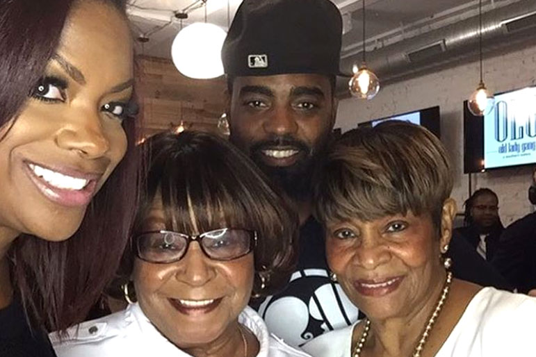  Kandi Burruss ATL Restaurant Old Lady Gang Receives ‘A’ Health Score After Two Year ‘Struggle’