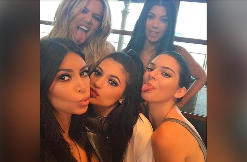  The Kardashian-Jenner Clan Have Possibly Been Cut From The 2023 Met Gala Guest List