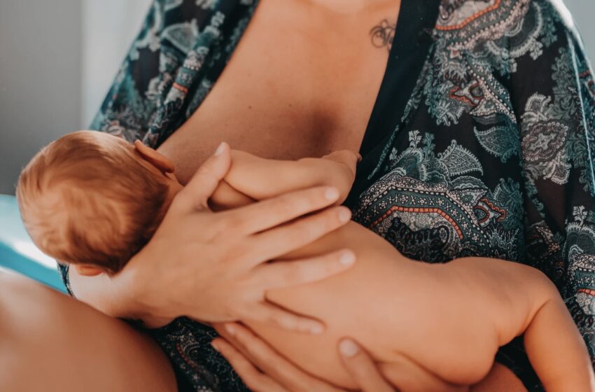  Woman Claims She Caught Friend Breastfeeding Her Baby Twice Without Permission