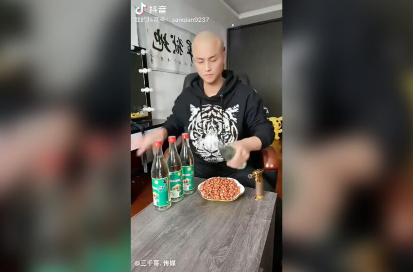  Chinese Influencer Dies After Binge Drinking on Livestream, Reports Say